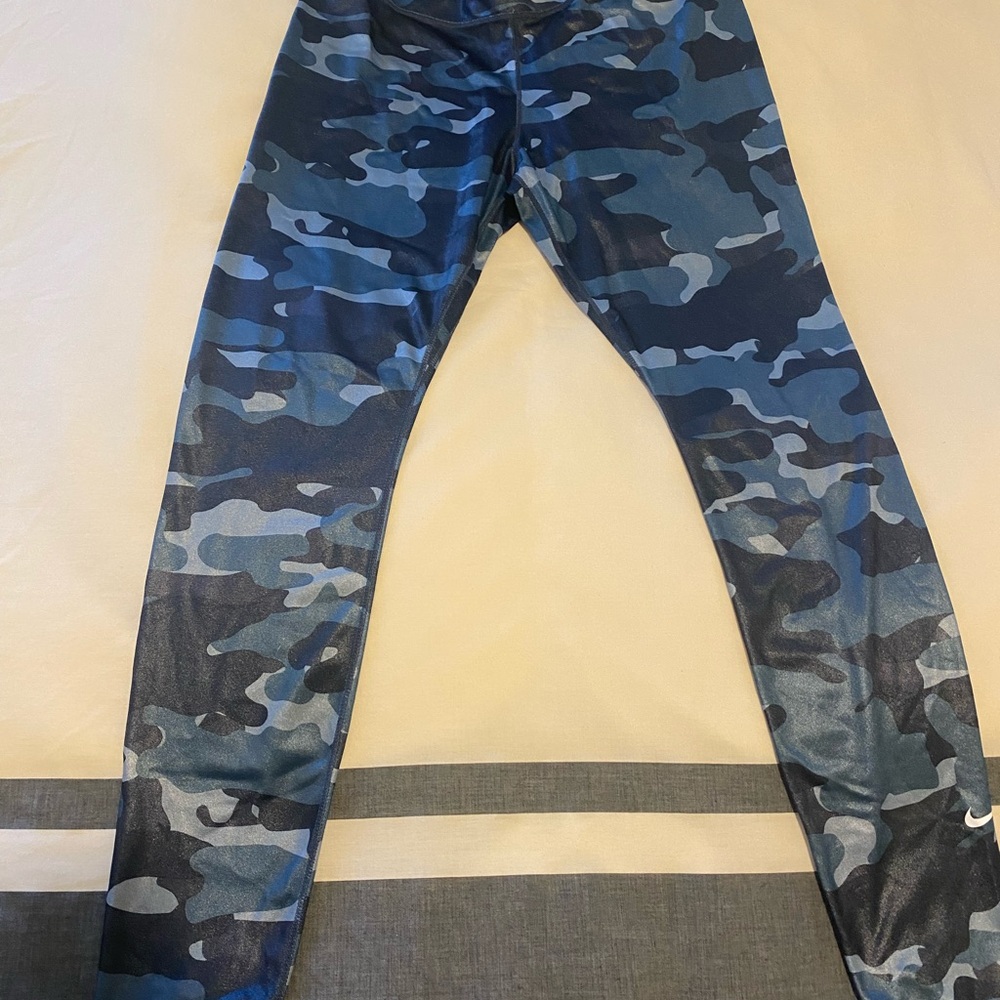 Blue Camouflage Legging - Nike - size M